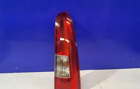 Volvo V70 Tailgate rear/tail lights 9483689 9154494