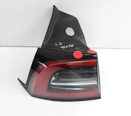 Tesla Model 3 Rear/tail lights 150208600D