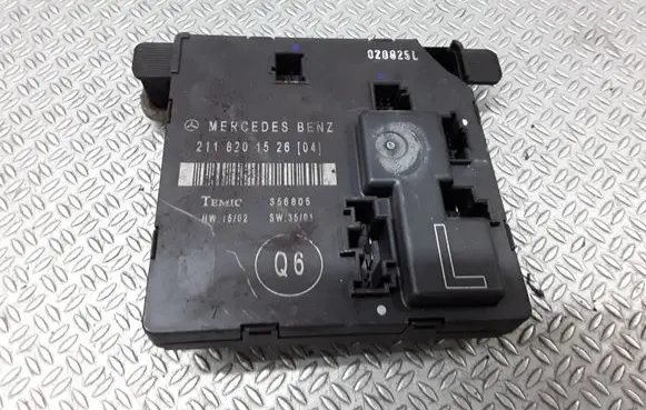 Mercedes-Benz E W211 Door control unit/module 2118201526