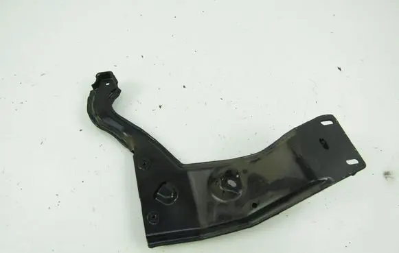 Audi A4 S4 B7 8E 8H Other body part 8E1857319B