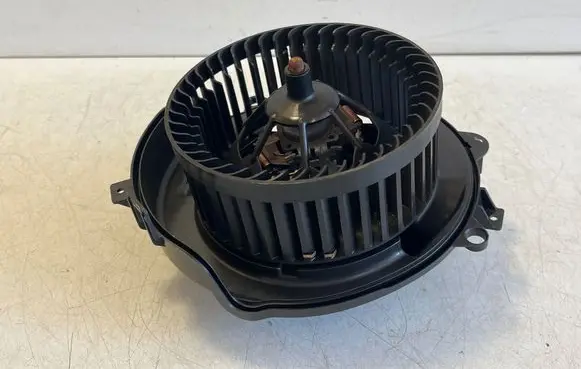 Audi Q2 - Heater fan/blower 5Q2819021C