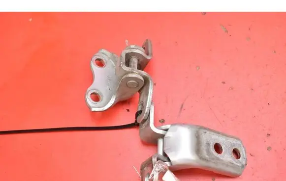 Toyota Auris E180 Front door hinge set 