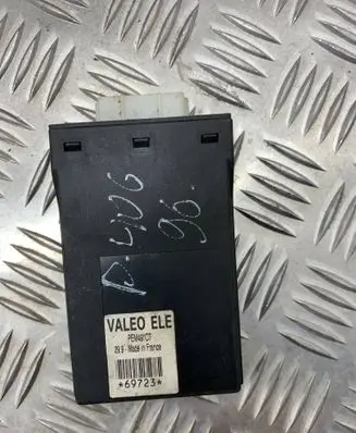 Peugeot 406 Light module LCM 69723