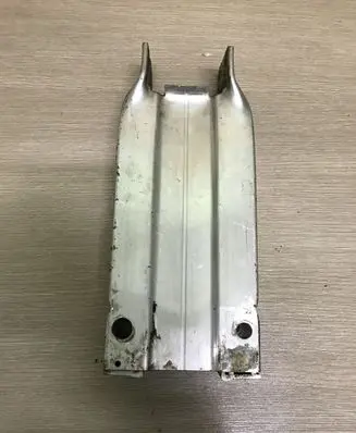 Mercedes-Benz E W212 Front bumper shock/impact absorber A2126200595