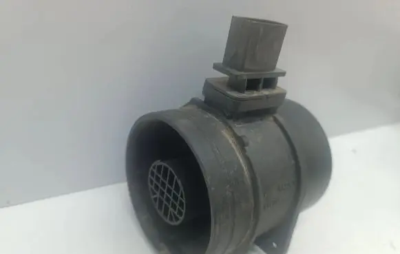 Jeep Grand Cherokee (WK) Mass air flow meter A0000943248 0281002896
