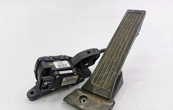 Hyundai ix35 Accelerator throttle pedal DH327272S000 HK00258A2S900
