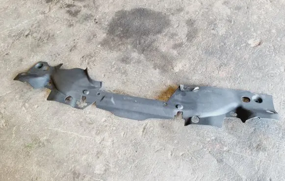 Jaguar S-Type Radiator trim 4R838C291AC 4R838C291