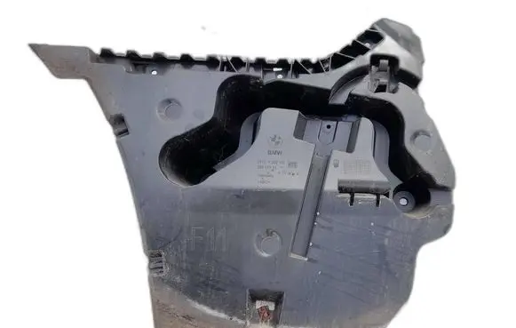 BMW 5 F10 F11 Rear bumper mounting bracket 51127207111 15857711