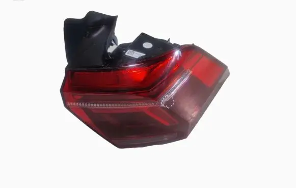 Volkswagen Tiguan Rear/tail lights 5NA945208K