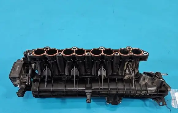 Hyundai i30 Intake manifold 283102A690 IMPRK1545881