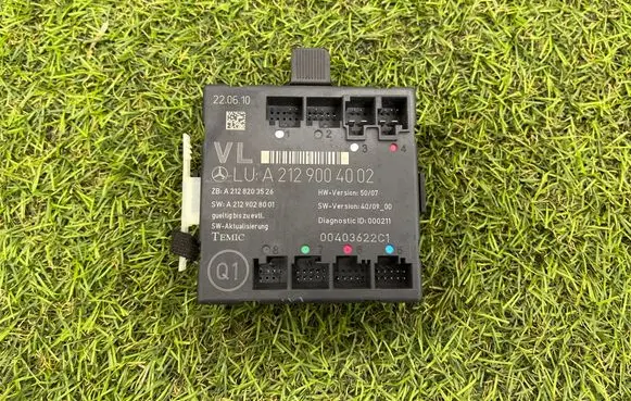 Mercedes-Benz C W204 Door control unit/module A2129004002 A2129028001 A2128203526