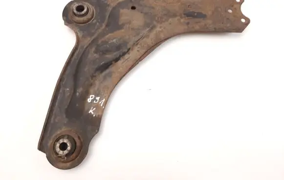 Opel Vivaro Front lower control arm/wishbone