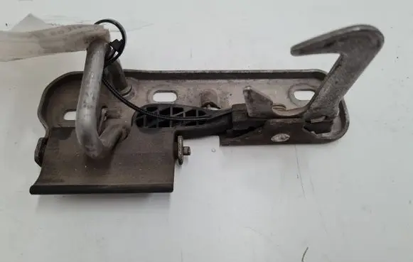 Volkswagen Eos Engine bonnet/hood lock/catch 1Q0823480