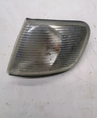 Audi A6 S6 C4 4A Front indicator light 20471000S