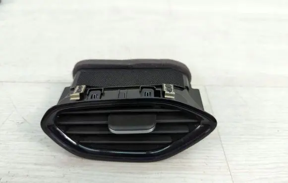 Opel Crossland X Cabin air duct channel 13461688
