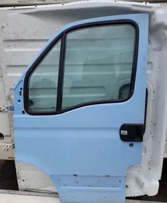 Iveco Daily 3rd gen Front door 99460119
