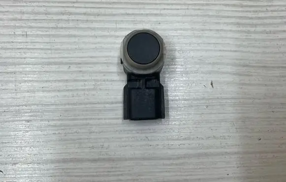 Renault Megane III Parking PDC sensor 284429097R 303957 1702220842