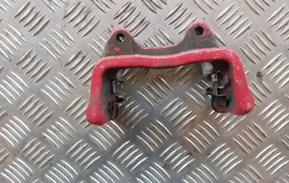 Mercedes-Benz CLA C117 X117 W117 Rear brake pad spring 