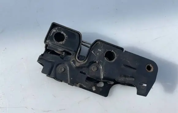 Seat Leon (1P) Tie down hook / loop 1P0823509C