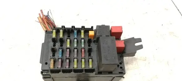 Lancia Thesis Fuse module 46820429 60685731 82010