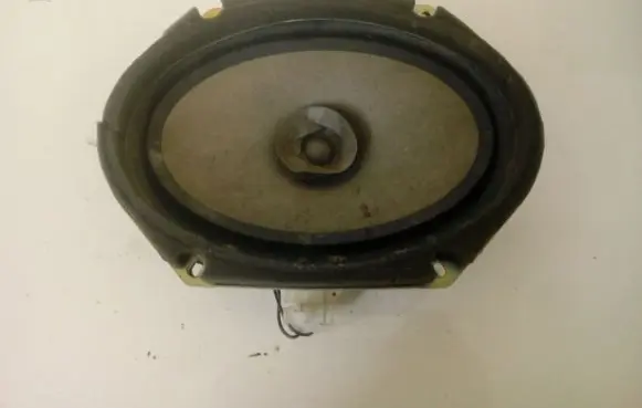 Mazda 626 Front door speaker