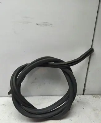 Renault Kangoo I Rear door rubber seal (on body) 7701044444
