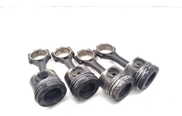 Volkswagen Golf VI Piston with connecting rod CBDB