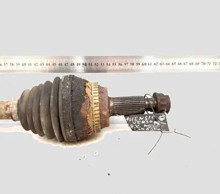 Toyota Avensis Verso Front driveshaft