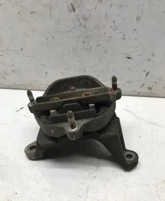 Audi A4 S4 B8 8K Engine mount bracket 8K0399151