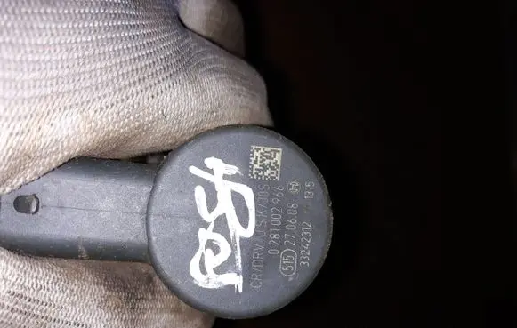 Honda CR-V Fuel main line pipe 0281002966