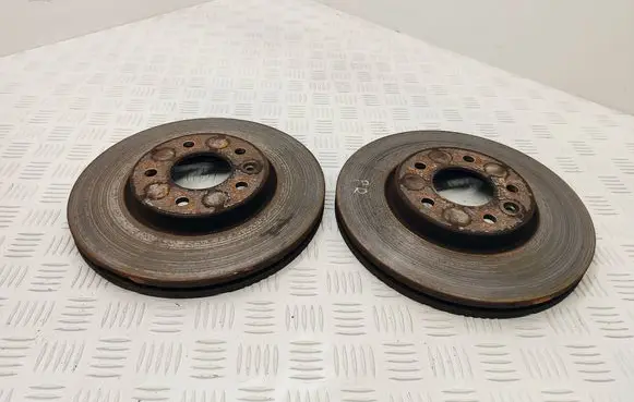 Opel Zafira C Front brake disc