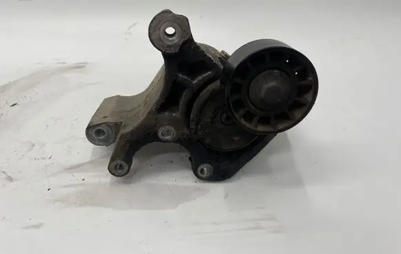 Iveco Daily 4th gen Generator/alternator belt tensioner 504136566