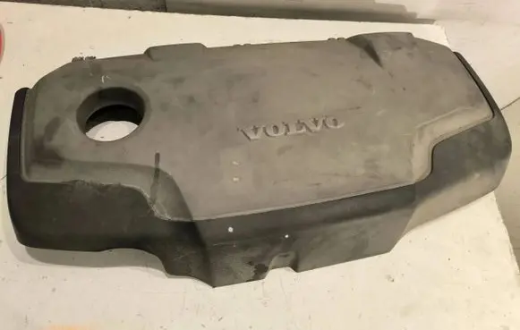 Volvo V70 Engine cover (trim)