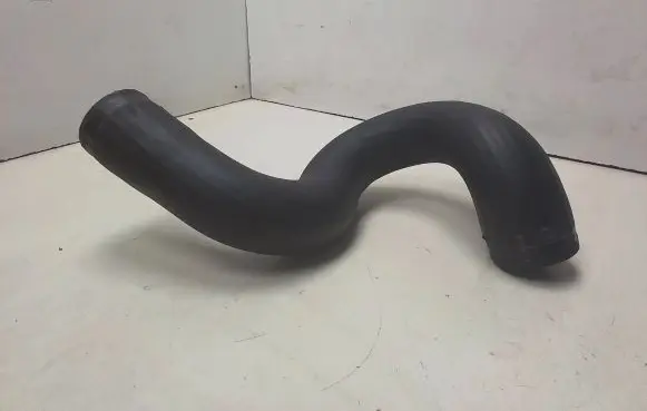 Peugeot 407 Intercooler hose/pipe ILI13512