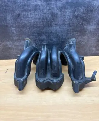Volkswagen Golf IV Intake manifold 06A133206H 99T214