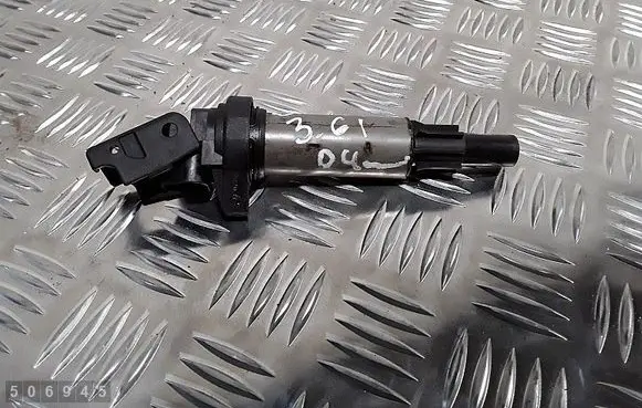 BMW 7 E65 E66 High voltage ignition coil 0221504100