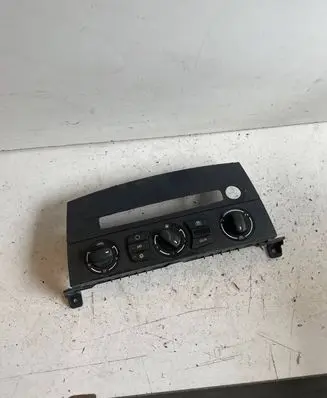 BMW 5 E60 E61 Climate control unit 6411694697901