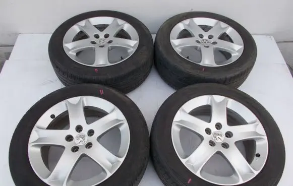 Peugeot 508 RXH R17 alloy rim 5X108