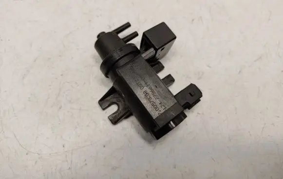 Valve vacuum