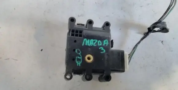 Mazda 3 I Air flap motor/actuator 3Y24W