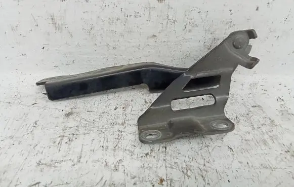 Mazda 3 III Engine bonnet/hood hinges B45AL