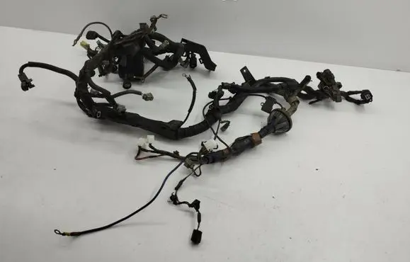 Toyota Avensis T250 Engine installation wiring loom 8212105720