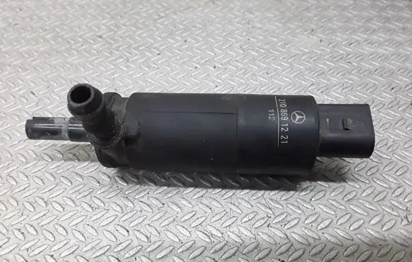 Mercedes-Benz E W210 Windscreen/windshield washer pump 2108691221