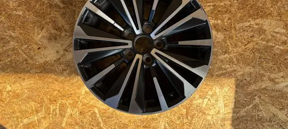 Toyota Corolla E210 E21 R17 alloy rim 4261102X20 C00397