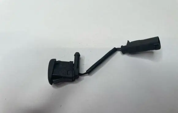 BMW 5 E39 Windshield washer spray nozzle 8361039