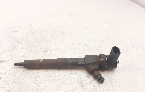 Opel Insignia A Fuel injector 0445110327 7AP43E8SA
