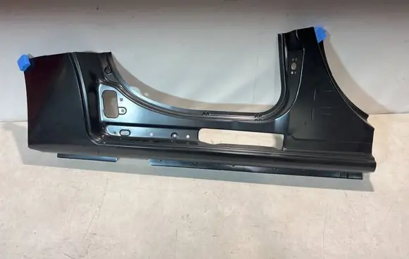 Opel Combo E Pillar (middle) 9827670480