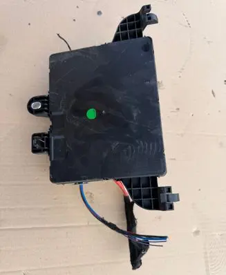 Opel Insignia A Fuse module 13485565 10244717616
