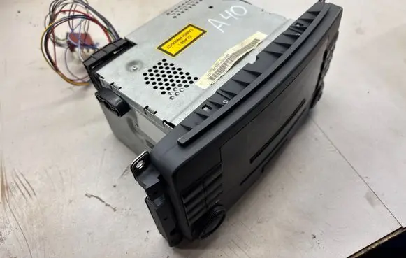 Smart ForFour II W453 Radio/CD/DVD/GPS head unit A4548200579 6250KHZ MF2560