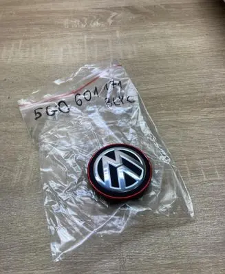 Volkswagen Golf VII R16 wheel hub/cap/trim 5G0601171 5G0601171B